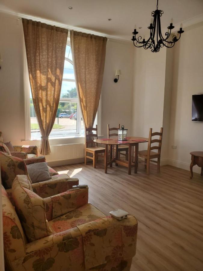 Grand Norfolk Apartman Mundesley Kültér fotó