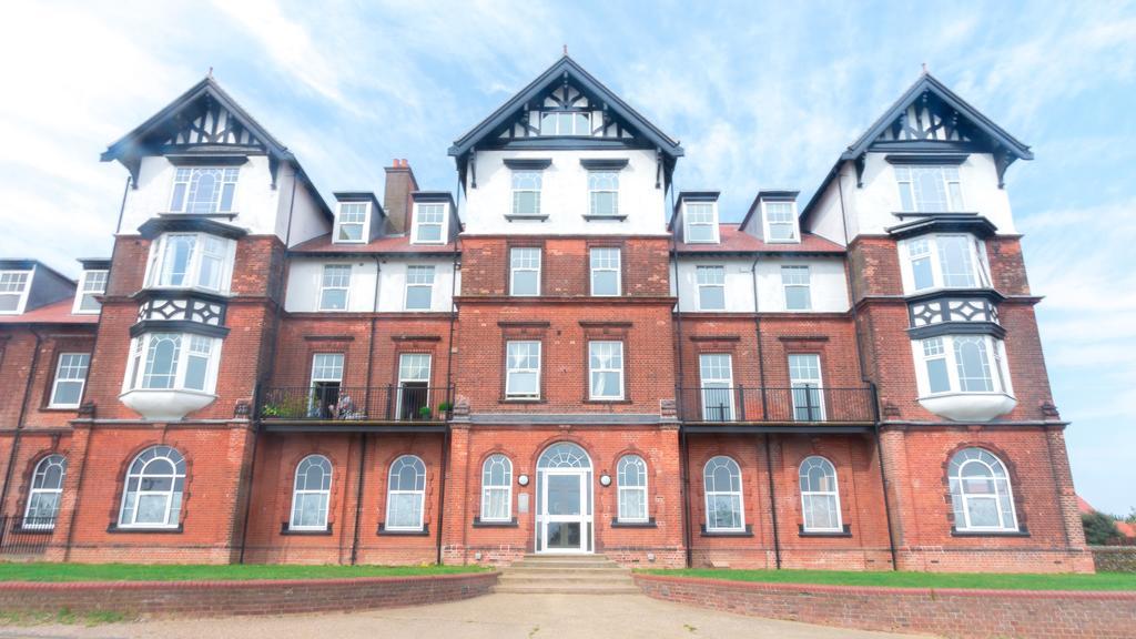 Grand Norfolk Apartman Mundesley Kültér fotó